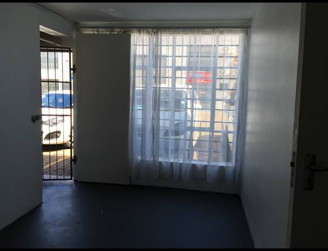 174M² WAREHOUSE SOLD IN GLEN ANIL